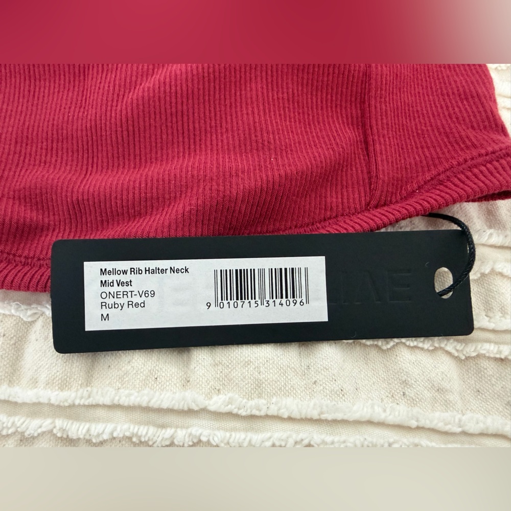 Oner Active MELLOW™ RIB HALTER NECK MID TANK TOP WITH BUILT IN BRA SHELF